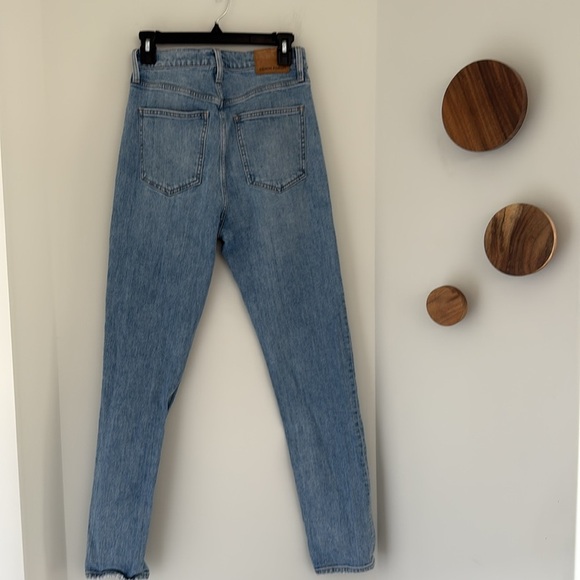 Aritzia Denim Forum The Yoko High Rise Slim Jeans Size 28 X 30 - Picture 5 of 9
